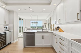 445 Cove Tower DR 1001, Naples, FL 34110