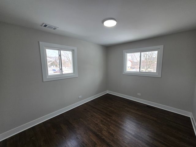 1570 Jefferson Road, Hoffman Estates, IL 60169