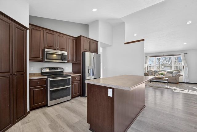 1479 AVIATOR COURT, De Pere, WI 54115