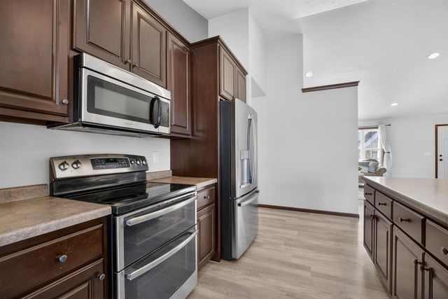 1479 AVIATOR COURT, De Pere, WI 54115