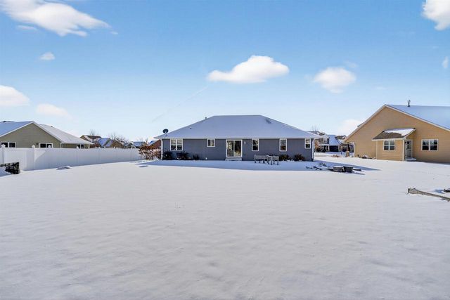 1479 AVIATOR COURT, De Pere, WI 54115