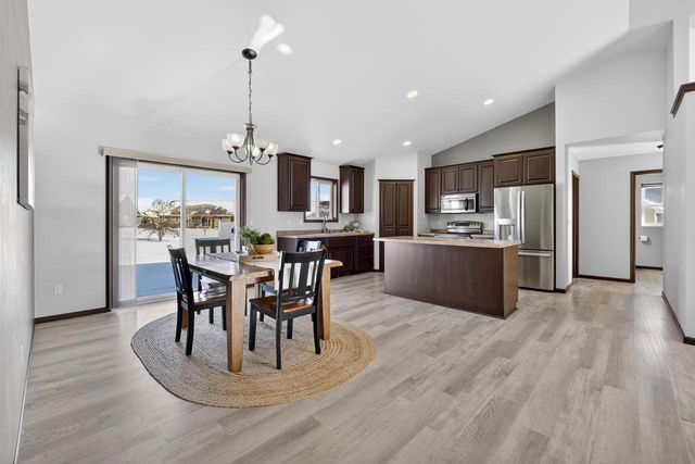 1479 AVIATOR COURT, De Pere, WI 54115