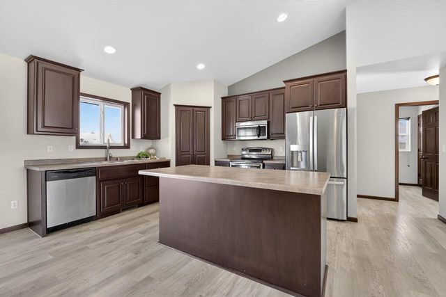 1479 AVIATOR COURT, De Pere, WI 54115