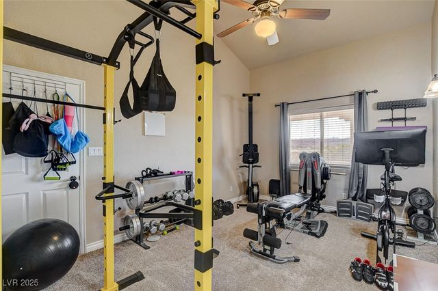 985 Hinckley Avenue, Logandale, NV 89021