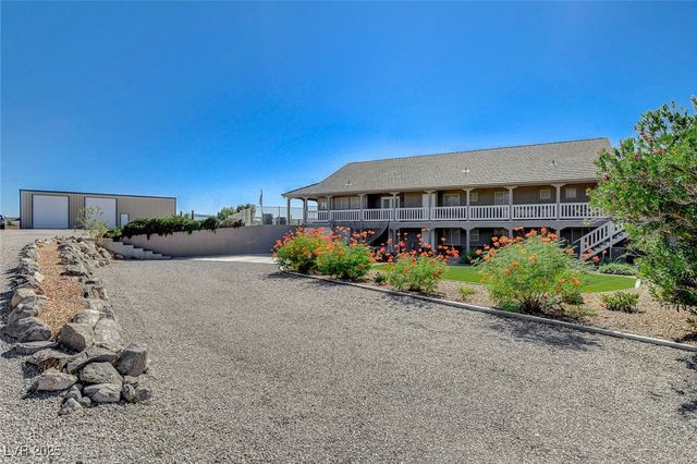 985 Hinckley Avenue, Logandale, NV 89021