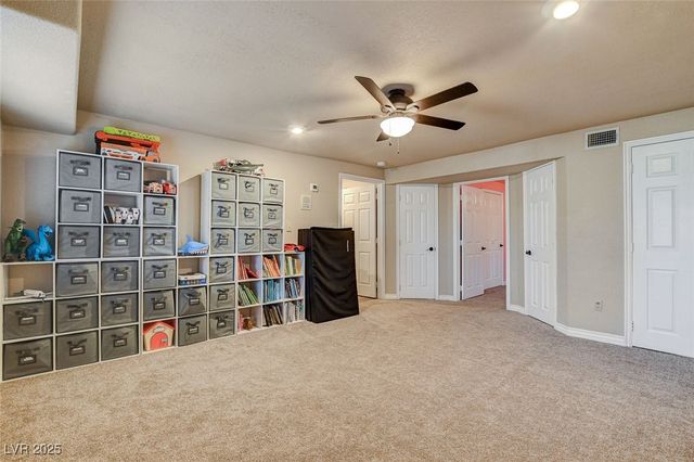 985 Hinckley Avenue, Logandale, NV 89021