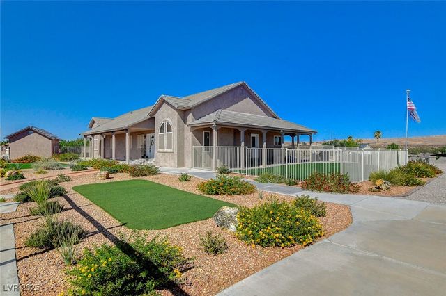 985 Hinckley Avenue, Logandale, NV 89021