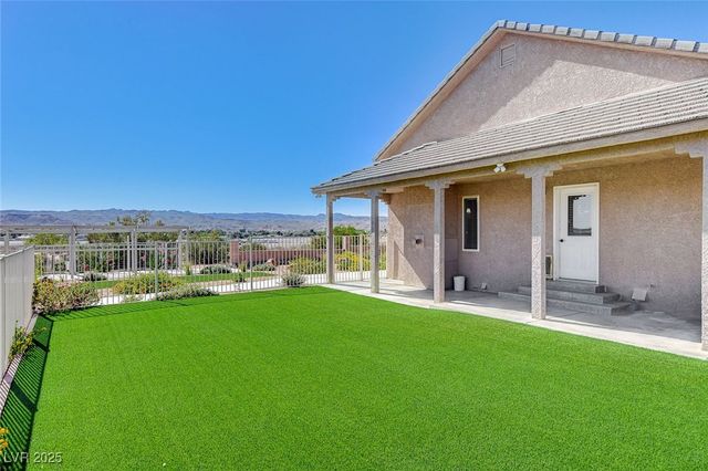 985 Hinckley Avenue, Logandale, NV 89021