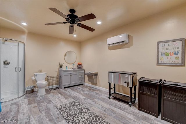 985 Hinckley Avenue, Logandale, NV 89021