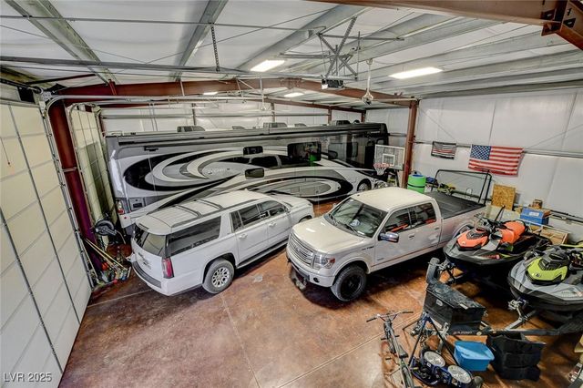 985 Hinckley Avenue, Logandale, NV 89021