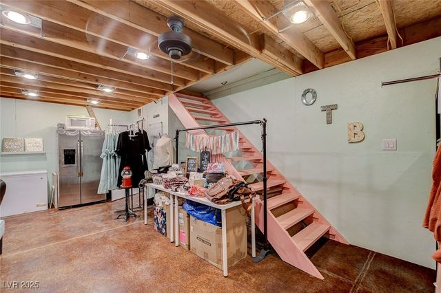 985 Hinckley Avenue, Logandale, NV 89021