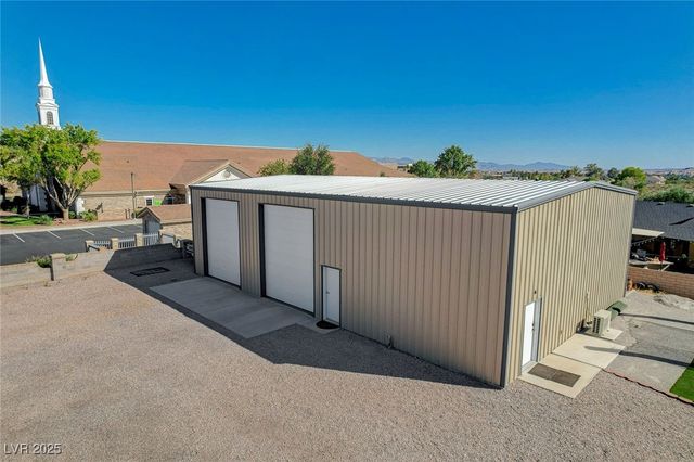 985 Hinckley Avenue, Logandale, NV 89021