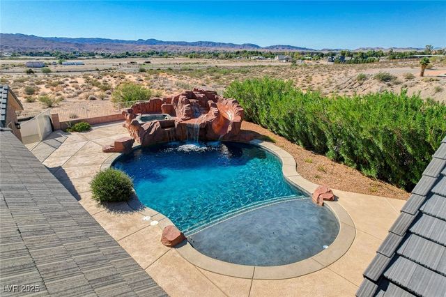 985 Hinckley Avenue, Logandale, NV 89021