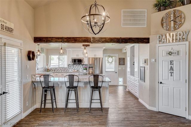 985 Hinckley Avenue, Logandale, NV 89021