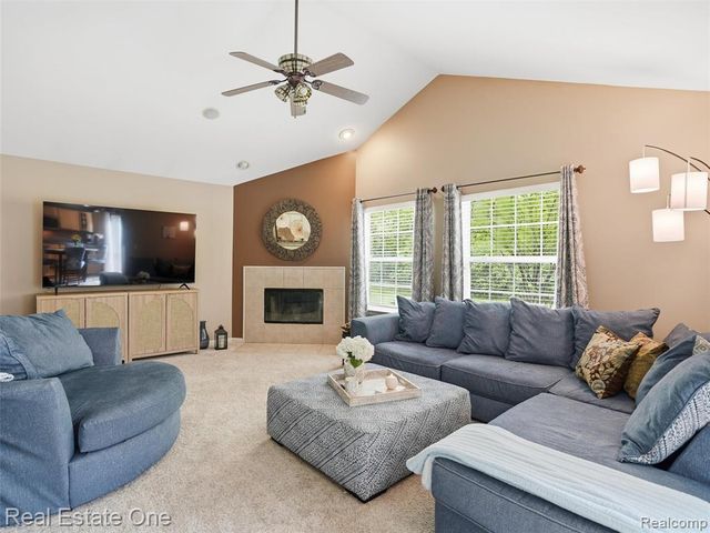 1786 Four Seasons Drive, Howell, MI 48843