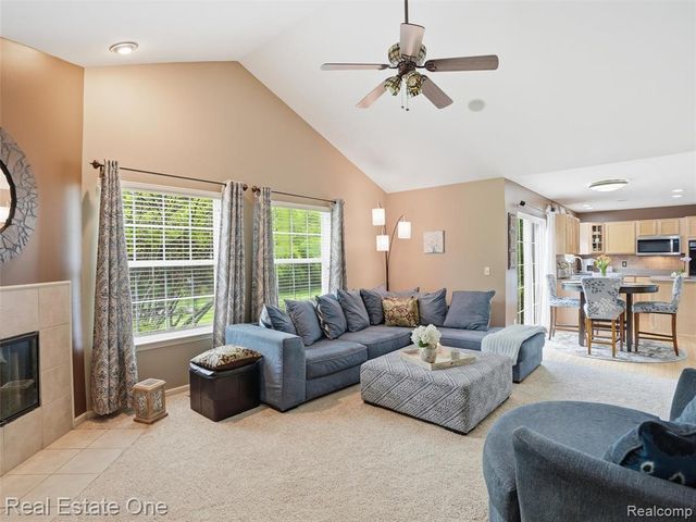 1786 Four Seasons Drive, Howell, MI 48843
