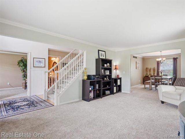 1786 Four Seasons Drive, Howell, MI 48843