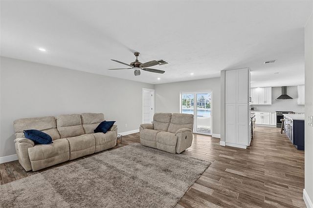 1230 SWAN COURT, Punta Gorda, FL 33950