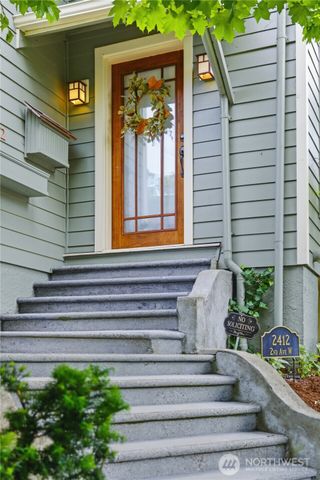 2412 2nd Avenue W, Seattle, WA 98119
