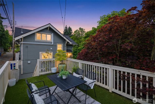 2412 2nd Avenue W, Seattle, WA 98119