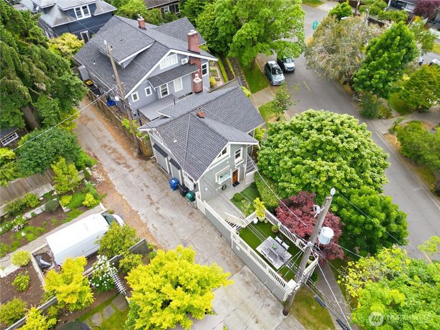 2412 2nd Avenue W, Seattle, WA 98119