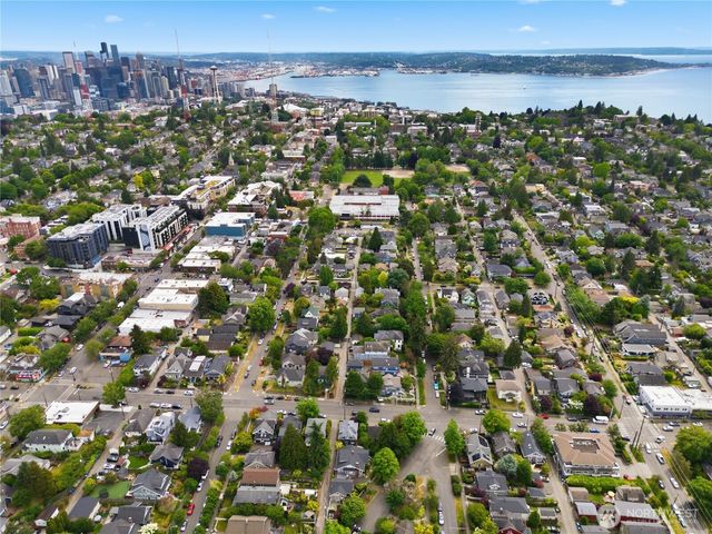 2412 2nd Avenue W, Seattle, WA 98119