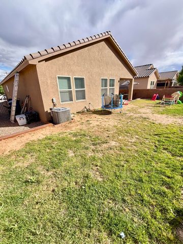 1741 NICHO Court NW, Los Lunas, NM 87031