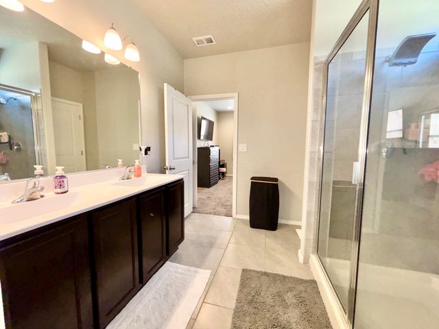 1741 NICHO Court NW, Los Lunas, NM 87031