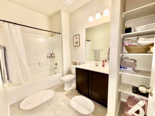 1741 NICHO Court NW, Los Lunas, NM 87031