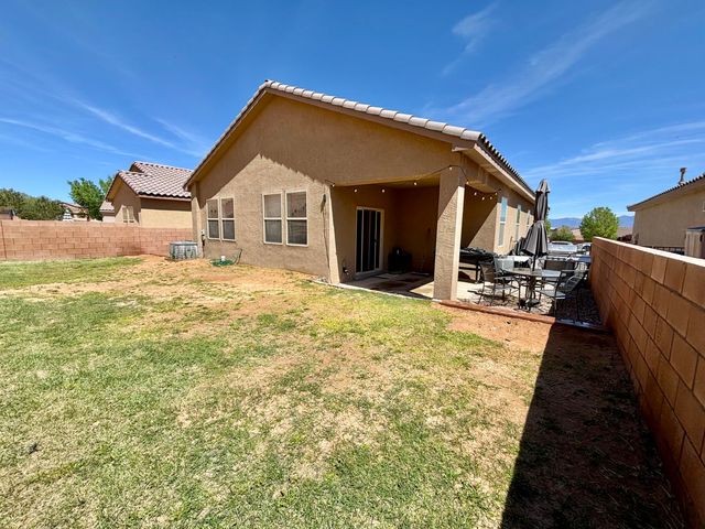 1741 NICHO Court NW, Los Lunas, NM 87031