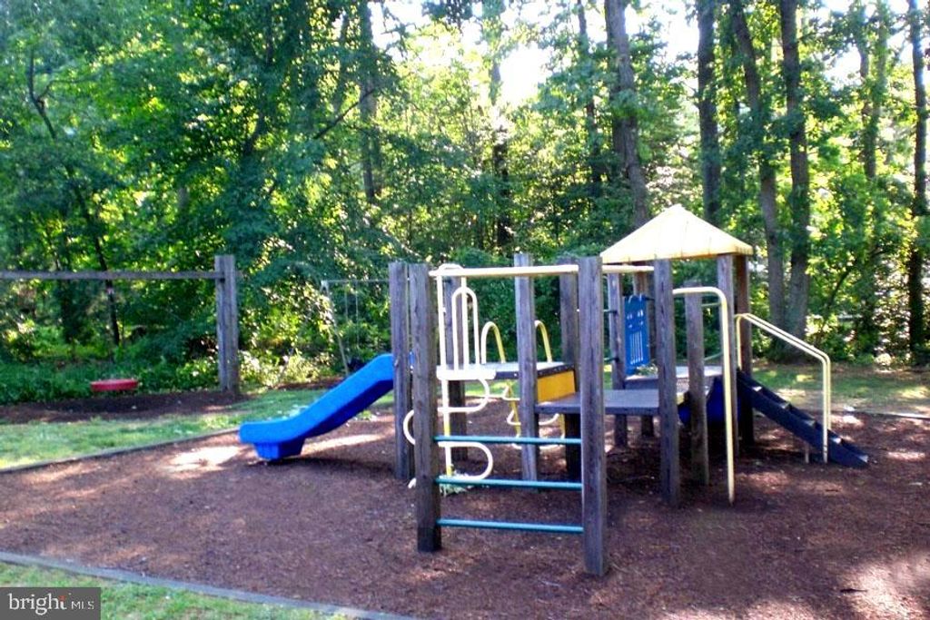 527 BAY HILLS DR, Arnold, MD 21012