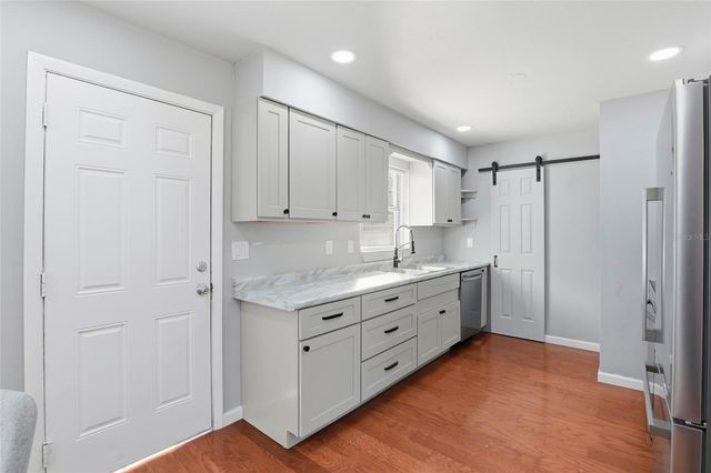 1103 NE 4TH AVENUE, Williston, FL 32696