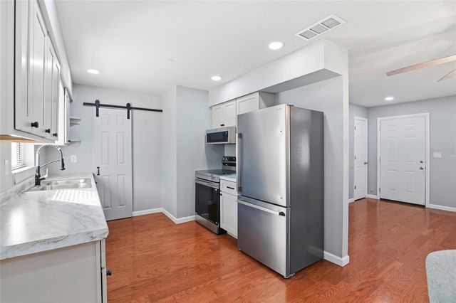 1103 NE 4TH AVENUE, Williston, FL 32696