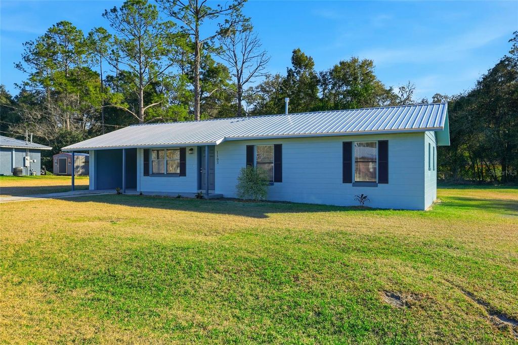 1103 NE 4TH AVENUE, Williston, FL 32696