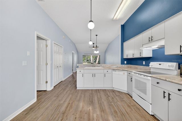 579 JUNIPER WAY, Tavares, FL 32778