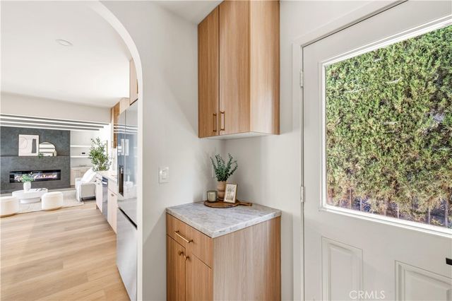 9458 Ruffner Avenue, Northridge, CA 91343