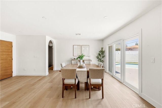 9458 Ruffner Avenue, Northridge, CA 91343