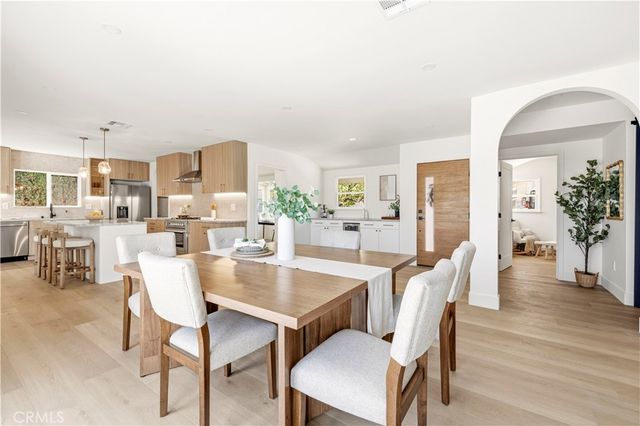 9458 Ruffner Avenue, Northridge, CA 91343