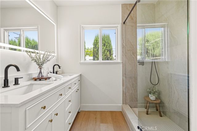 9458 Ruffner Avenue, Northridge, CA 91343