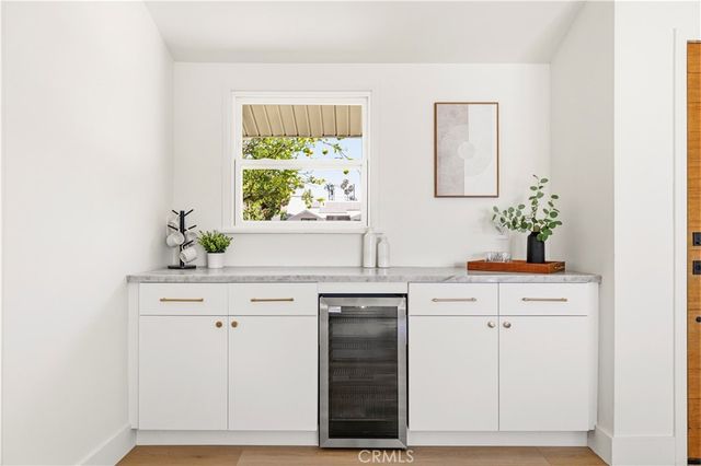 9458 Ruffner Avenue, Northridge, CA 91343