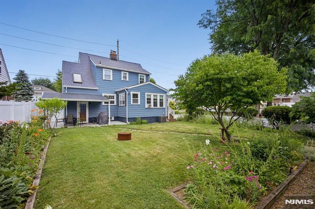 57 Oldis Street, Rochelle Park, NJ 07662