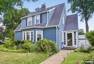57 Oldis Street, Rochelle Park, NJ 07662