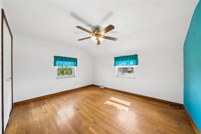 711 Jane St, Plum Boro, PA 15239