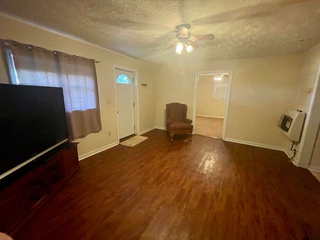 101 Shaw Street N, Lafayette, GA 30728