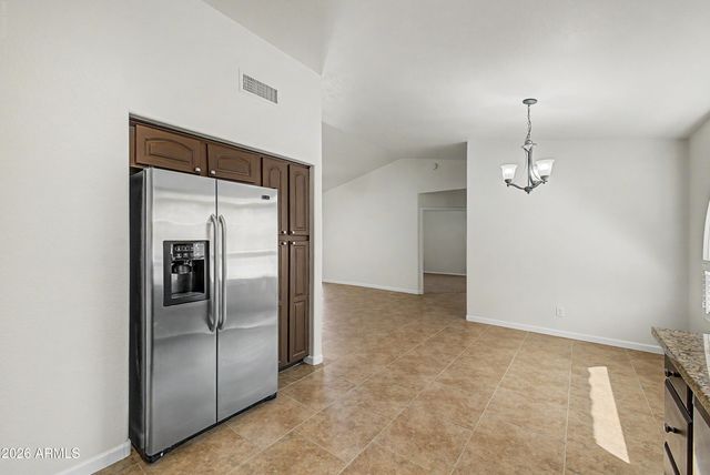 7453 E KNOWLES Avenue, Mesa, AZ 85209