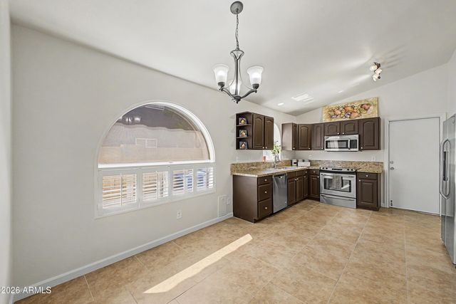 7453 E KNOWLES Avenue, Mesa, AZ 85209