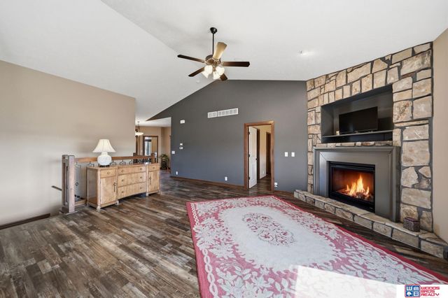 2737 Shadowbrook Drive, Lincoln, NE 68516