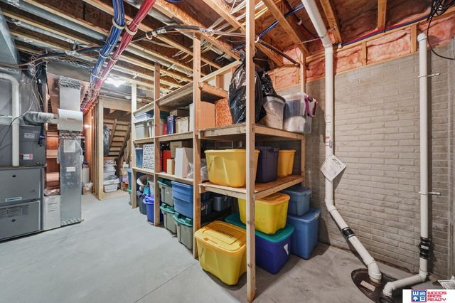 2737 Shadowbrook Drive, Lincoln, NE 68516