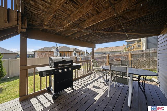 2737 Shadowbrook Drive, Lincoln, NE 68516