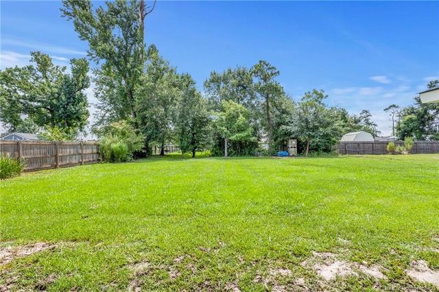 325 Quelqueshue Street, Sulphur, LA 70663